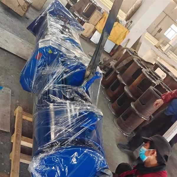 側入式攪拌器裝車發貨（huò）